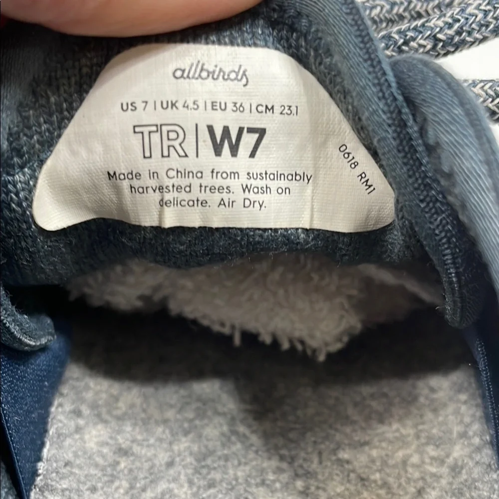 ALLBIRDS Blue Wool Sneakers Size 7